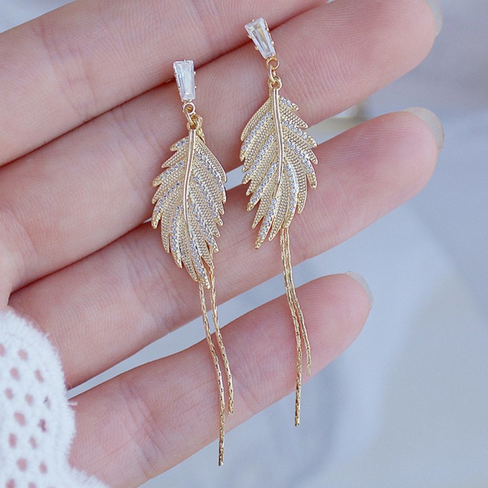 #NEW 14K Gold Plated Diamond Leaf Tassel Earrings - Picture 1 of 8